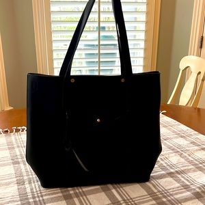 *Lionel vegan hand bag*